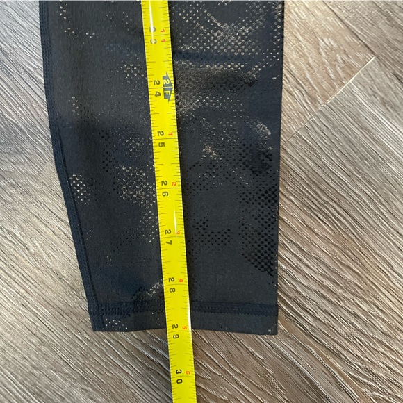 Fabletics leggings - Picture 3 of 8